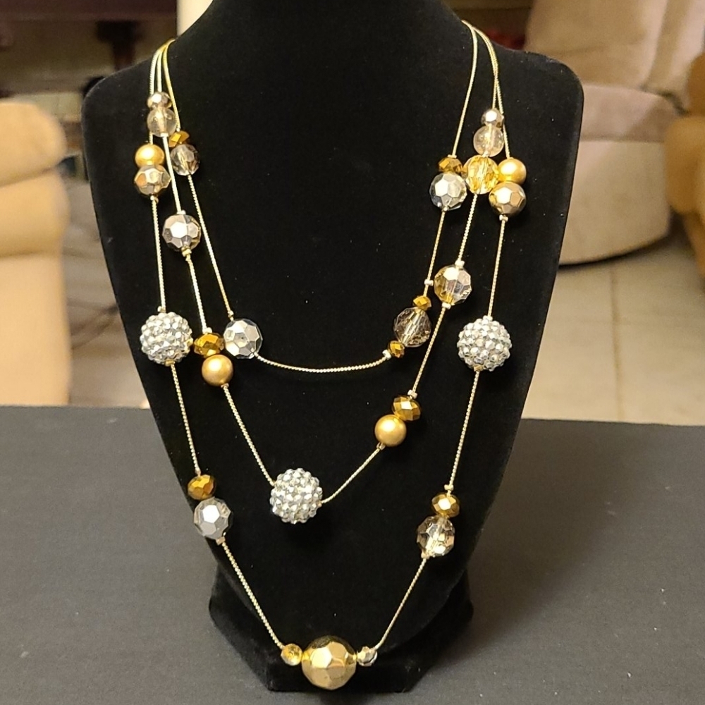 Necklace vintage multi strand with gold tone